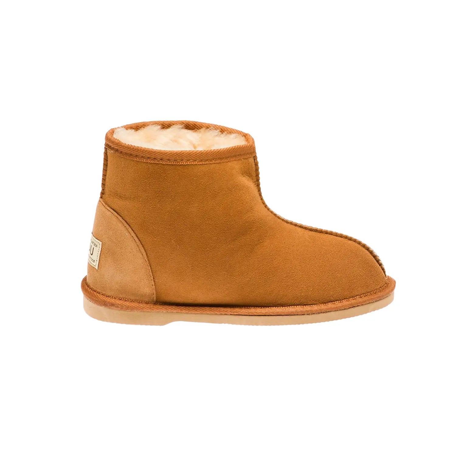 Ankle UGG boots unisex Chestnut Color made in Australia from premium Australian double-face sheepskin, timeless short ankle UGG design for men and women, water-resistant, lightweight EVA sole, warm and cozy indoor and outdoor UGG boots